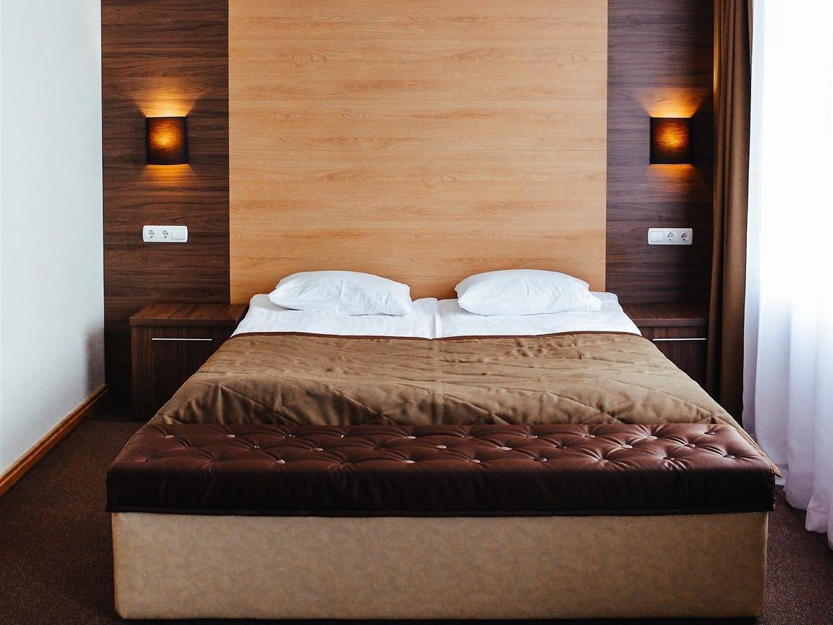 Hotel Sluch Starokostyantyniv 外观 照片
